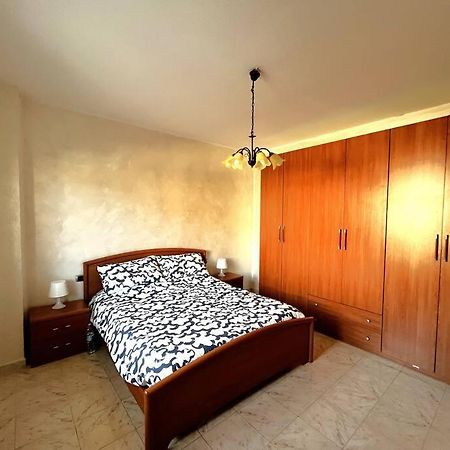 Il Posto Giusto Apartment La Maddalena  Ngoại thất bức ảnh